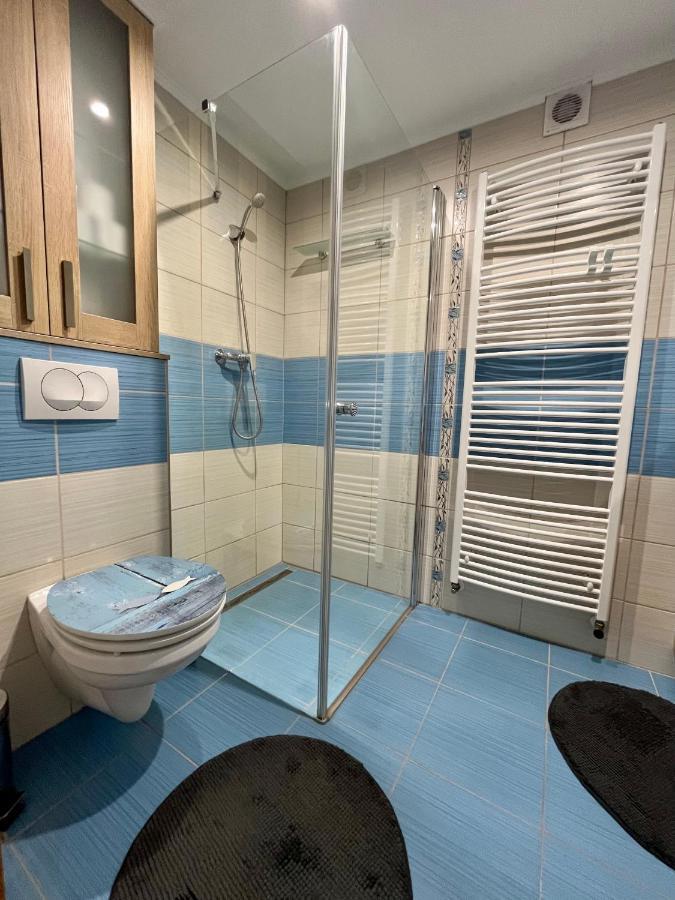 Rabbit Apartman Mosonmagyaróvár Eksteriør billede