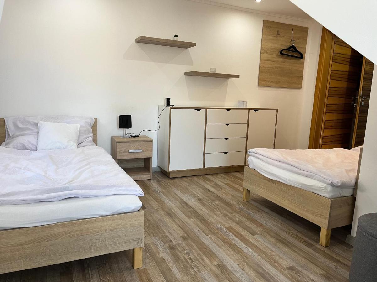 Rabbit Apartman Mosonmagyaróvár Eksteriør billede