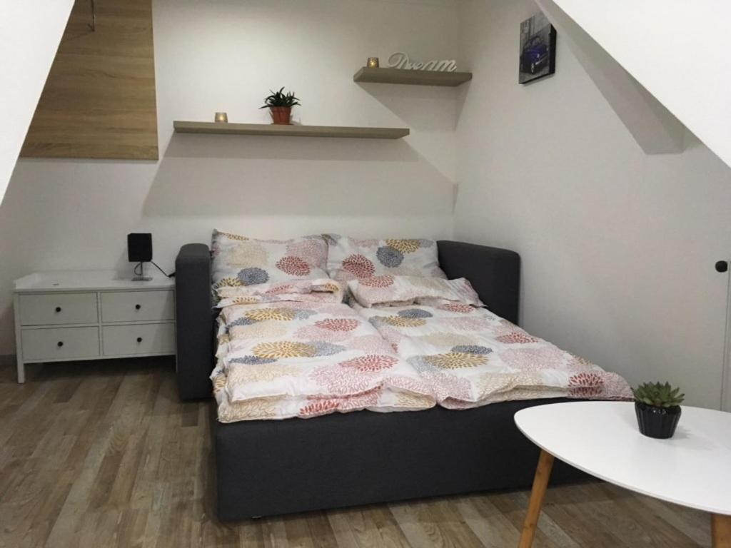 Rabbit Apartman Mosonmagyaróvár Eksteriør billede